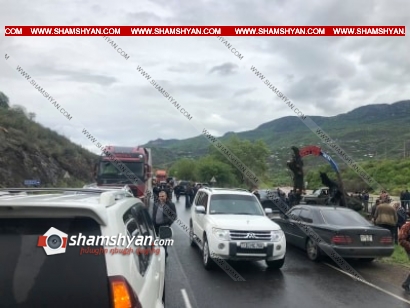 Լարված իրավիճակ Տավուշի մարզում. ի նշան բողոքի նախկին պատգամավորի դեմ՝ գյուղացիները փակել են ճանապարհը. խցանումն հասնում է մի քանի կիլոմետրի.ժամանել են մարզի ոստիկանապետի պաշտոնակատարն ու տարածքի ոստիկանապետը.ՖՈՏՈՌԵՊՈՐՏԱԺ, ՏԵՍԱՆՅՈՒԹ