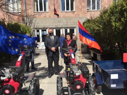 Եվրոպական միության ֆինանսական աջակցությամբ Շիրակի համայնքներին տրամադրվել է 11 մոտոբլոկ՝ ի պատասխան COVID-19 ճգնաժամին. ՖՈՏՈՌԵՊՈՐՏԱԺ