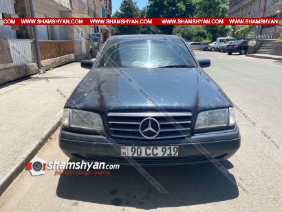 Սյունիքի մարզում 56–ամյա վարորդը Mercedes-ով վրաերթի է ենթարկել 2 անչափահասի. վարորդը փախուստի չի դիմել, իր մեքենայով երեխաներին տեղափոխել է հիվանդանոց. ՖՈՏՈՌԵՊՈՐՏԱԺ