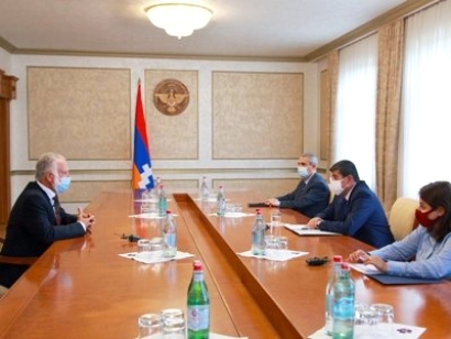 Արցախի կառավարությունն աջակցության ձեռք կմեկնի լիբանանահայությանը. Արայիկ Հարությունյանն ընդունել է Կարո Քեբաբջյանին