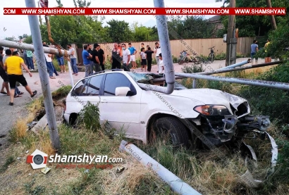 Խոշոր ավտովթար Արարատի մարզում. բախվել են BMW X5-ն ու Opel-ը. BMW-ն մխրճվել է գազատար խողովակների մեջ. ՖՈՏՈՌԵՊՈՐՏԱԺ, ՏԵՍԱՆՅՈՒԹ