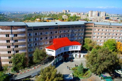 «Սբ Գ․Լուսավորիչ ԲԿ»-ն Ս․Կարապետյանի դիակն առանց որևէ անփութության փոխանցել է Շտապօգնության ծառայության բրիգադին, իսկ նրա հեռախոսից արված փոխանցումների առթիվ հարուցվել է կարգապահական վարույթ․ ԲԿ խոսնակ