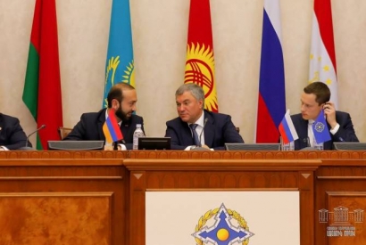 Արարատ Միրզոյանը հեռախոսազրույց է ունեցել ՌԴ Պետական դումայի նախագահ Վյաչեսլավ Վոլոդինի հետ