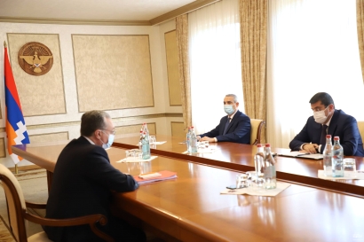 Զոհրապ Մնացականյան. Արցախի կողմի մասնակցությունը խաղաղ բանակցային գործընթացում կարևորագույն խնդիրներից մեկն է. ՏԵՍԱՆՅՈՒԹ
