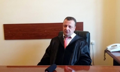 Արդարությունը հիվանդանում, բայց չի մահանում. ԲԴԽ-ն մերժել է հայտնի ու սիրված դատավոր Ալեքսանդր Ազարյանին կարգապահական պատասխանատվության ենթարկելու միջնորդությունը