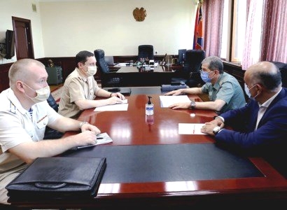ՀՀ ԶՈՒ ԳՇ պետն ընդունել է ՌԴ դեսպանության ռազմական կցորդին