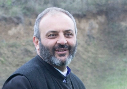 Մենք շան բերանը տալու հայրենիք չունենք. Բագրատ Սրբազան