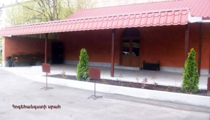 Տղան պնդում է՝ Վրաստանում վթարի հետևանքով մահացած հոր դիակի փոխարեն այլ դիակ են բերել և որ սգո սրահը փորձում է գումար շորթել իրենից. սգո սրահից էլ պնդում են, որ նա ստում է և փորձում է «գցել». ՖՈՏՈՌԵՊՈՐՏԱԺ, ՏԵՍԱՆՅՈՒԹ
