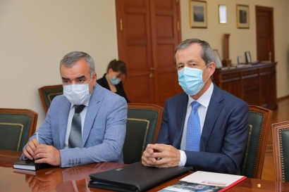 ԱՀ խորհրդարանի նախագահն ընդունել է Ստեփանակերտում Կարմիր Խաչի միջազգային կոմիտեի պատվիրակության ղեկավարին