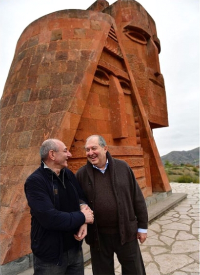 Արցախի ձեռքբերումները և հաջողություններն, անկասկած, կապված են նաև Ձեր անվան հետ. ՀՀ նախագահը շնորհավորել է Բակո Սահակյանին՝ ծննդյան 60-ամյակի առթիվ