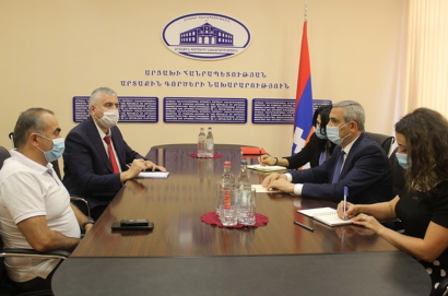 Արցախի ԱԳ նախարարն ընդունել է «Հայ փախստականների հարթակ» նախաձեռնող խմբի համակարգող Արթուր Ղազարյանին