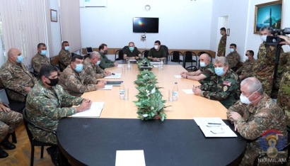 Արցախի ՊԲ-ում անցկացվել է ծառայողական խորհրդակցություն` ՀՀ-ի և Արցախի ղեկավարների մասնակցությամբ