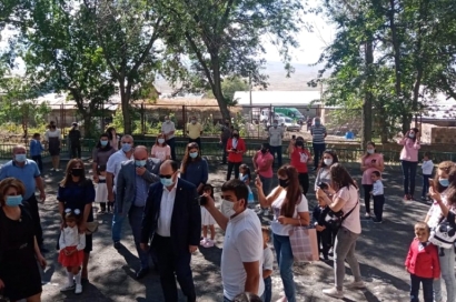 ԿԳՄՍ նախարարը մասնակցել է Արագածոտնի մարզի Գեղարոտ և Գեղադիր գյուղերի նախակրթարանների բացման արարողությանը
