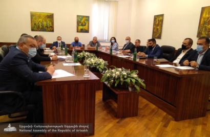 Արցախի ԱԺ ֆինանսաբյուջետային և տնտեսական կառավարման հարցերի մշտական հանձնաժողովը նիստ է գումարել