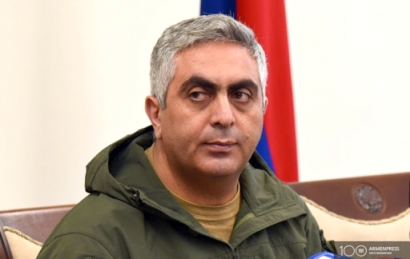 Ավտոմեքենայի վրա ՀՀ եռագույնը գցելով ու հայրենասիրական երգի բարձր ձայնով Երևանում քշելով չեք նպաստում հաղթանակին․ Արծրուն Հովհաննիսյան