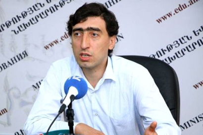 Սմբատ Գոգյան. Եթե ԵՊՀ ռեկտորը չեղարկեր միջանկյալները և ուսման վարձերը զեղչեր, ապա երկու ամսից պաշտոնից հեռանալիս ուսանողների հիշողության մեջ կմնար բարի ու լավ ղեկավար