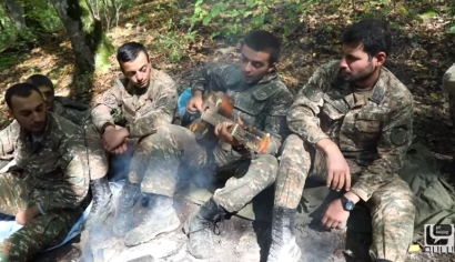 Թռչեի մտքով տուն.... հանրահայտ երգը՝ առաջնագծում մարտնչող մեր զինվորների կատարմամբ. ՏԵՍԱՆՅՈՒԹ
