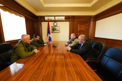 Արցախի նախագահն ընդունել է Ղրիմի կամավորականների միության ղեկավար Արմեն Մարտոյանին