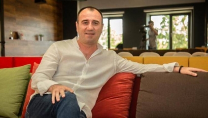 Այս տարվա հունիսին վարչապետը էս տղայի էջից վիդեո էր կիսվել իր պատին