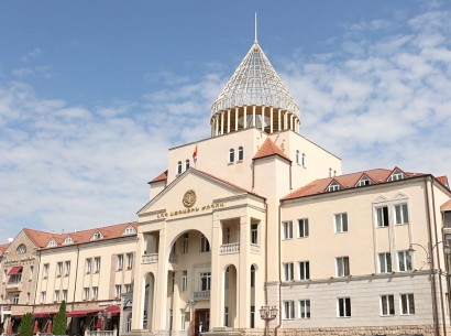 Արցախի խորհրդարանի 4 կուսակցություններ պահանջում են Արայիկ Հարությունյանի հրաժարականը
