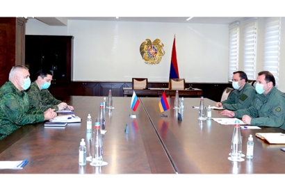 ՀՀ պաշտպանության նախարար Դավիթ Տոնոյանն ընդունել է Լեռնային Ղարաբաղի հակամարտության գոտում հրադադարի ռեժիմի վերահսկման նպատակով ժամանած ՌԴ խաղաղապահ զորակազմի հրամանատարին