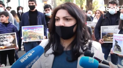 Հադրութցիները Ֆրանսիայի դեսպանատան դիմաց են, խնդրում են աջակցություն Հադրութը վերադարձնելու համար. ուղիղ