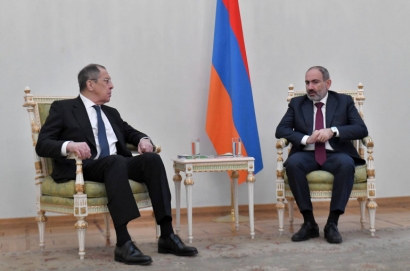 Մենք պետք է ապահովենք Արցախի բնակիչների վերադարձն իրենց տներ. Փաշինյանը՝ Լավրովի հետ հանդիպմանը
