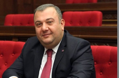 «Էդ, որ Արայիկը ասում ա` 5 օրում 25.000 մարդ ա վերադարձել Արցախ, կարո՞ղ ա ռուսական խաղապահներին էլ ա հետը հաշվել». Արթուր Թովմասյան