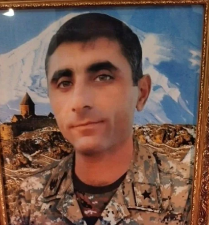 «Ասել էր՝ մինչեւ հրամանատար լինելս` լավ տանկիստ եմ եղել, երեխեքին մենակ թողնե՞նք». զոհված մայորի կինը` ամուսնու մասին. ՖՈՏՈՌԵՊՈՐՏԱԺ. Aravot.am