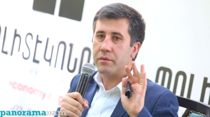 Անկեղծորեն չեմ հասկանում Ն.Փ.-ի շուրջը մնացած մարդկանց. Ո՞նց են կարողանում հայելու մեջ նայել սեփական աչքերին. Ռուբեն Մելիքյան