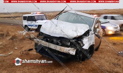 Ավտովթար Շիրակի մարզում. 24-ամյա վարորդը Nissan Tiida-ով բախվել է քարերին. վարորդը տեղափոխվել է հիվանդանոց. ՖՈՏՈՌԵՊՈՐՏԱԺ, ՏԵՍԱՆՅՈՒԹ