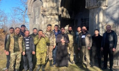 Մատաղը բաժանվեց Շուռնուխի բնակիչներին, հայրենանվեր հայորդիներին, սահմանապահներին, նաև՝ բարեկամ ռուս սահմանապահներին. ՖՈՏՈՌԵՊՈՐՏԱԺ