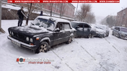 Մինչ Գավառի Ճանշինի պատասխանատուները ուղտի ականջում քնել են, իր տարածքում ճանապարհների մերկասառույցի պատճառով ավտովթարների պակաս չի եղել, փոխարենը՝ օպերատիվ են աշխատել Սևանի ճանշինականները․ ՖՈՏՈՌԵՊՈՐՏԱԺ