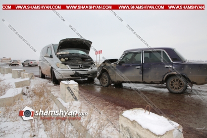 Ավտովթար Արագածոտնի մարզում, բախվել են Mercedes Vito և VAZ 2106 ավտոմեքենաները․ կա վիրավոր․ ՖՈՏՈՌԵՊՈՐՏԱԺ, ՏԵՍԱՆՅՈՒԹ
