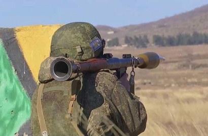 Արցախում ռուս խաղաղապահները կրակային պատրաստության պարապմունքներ են անցկացրել․ ՌԴ ՊՆ