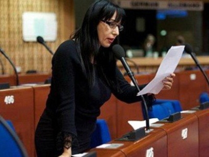 «Խոսել եմ երկու կարեւոր խնդրի մասին». Նաիրա Զոհրաբյանի ելույթը՝ ԵԽԽՎ միգրացիայի հանձնաժողովում