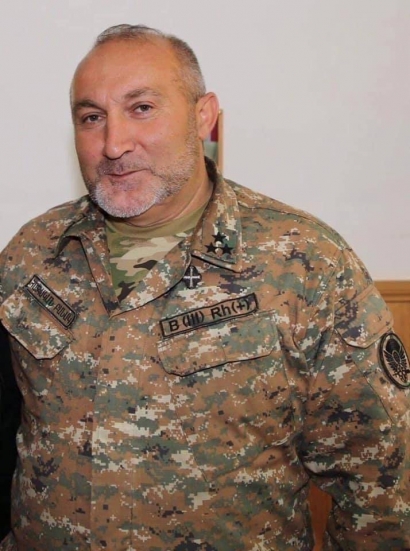 Ծնունդդ շնորհավոր, իսկական հա՛յ, Արցախի հերոս, ժողովրդի սիրելի Քյոխ՝ լեգենդար հրամանատար