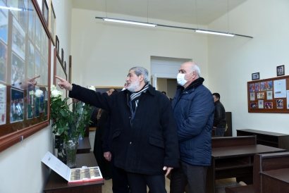 Վահագն Թումասյան՝ հայրենասիրության քայլող խորհրդանիշ. ԵՊՀ-ում տեղի է ունեցել հետախույզ Վահագն Թումասյանի անվան լսարանի բացումը. ՖՈՏՈՌԵՊՈՐՏԱԺ, ՏԵՍԱՆՅՈՒԹ