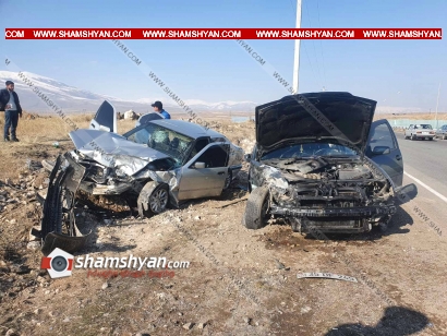 Կոտայքի մարզում «Քոթանջյան» անունն ստացած հսկայական փոսը՝ խոշոր ավտովթարի պատճառ․ ճակատ-ճակատի բախվել են BMW-ն ու Volkswagen-ը. կան վիրավորներ․ ՖՈՏՈՌԵՊՈՐՏԱԺ, ՏԵՍԱՆՅՈՒԹ