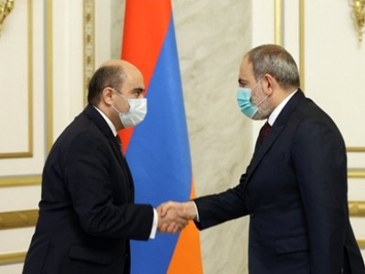 Ինչ են խոսել Նիկոլ Փաշինյանն ու էդմոն Մարուքյանը. մանրամասներ