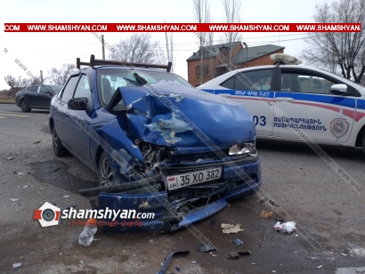 Խոշոր ավտովթար Երևանում. Դավիթաշենում բախվել են Opel-ն ու Toyota-ն. վերջինս էլ կոտրել է երթևեկությունը կարգավորող ցուցանակը. կա վիրավոր. ՖՈՏՈՌԵՊՈՐՏԱԺ, ՏԵՍԱՆՅՈՒԹ
