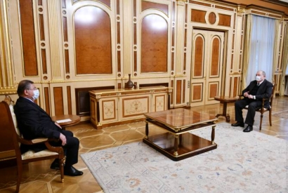 Արմեն Սարգսյանն ընդունել է ԲԴԽ անդամ Գագիկ Ջհանգիրյանին
