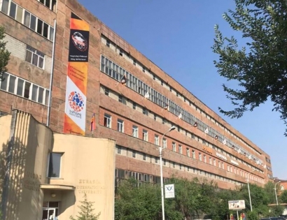 Վիճաբանություն-ծեծկռտուք Երևանում գործող «Եվրասիա» միջազգային համալսարանում