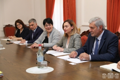 ԱԺ փոխնախագահը հանդիպել է Ֆրանկոֆոնիայի խորհրդարանական վեհաժողովի պատվիրակության անդամների հետ. ՖՈՏՈՌԵՊՈՐՏԱԺ