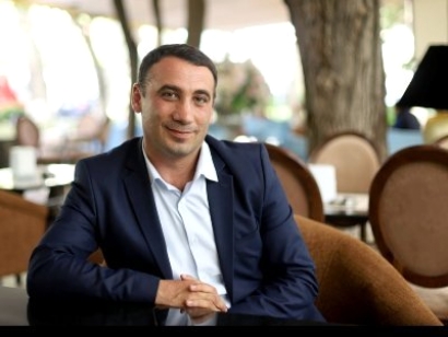 Քոչարյանին ինչ մեղքի մեջ ուզում եք մեղադրեք, բայց ախպոր պես այս հողերի հանձնելու հետ կապված լռե՛ք. օգտատեր