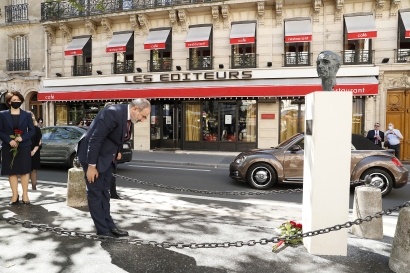 Նիկոլ Փաշինյանը Փարիզում հարգանքի տուրք է մատուցել Շառլ Ազնավուրի հիշատակին. ՖՈՏՈՌԵՊՈՐՏԱԺ, ՏԵՍԱՆՅՈՒԹ