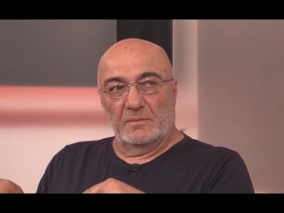 «Թուրքերեն եմ սովորում, որ հետագայում կարողանամ շփվել Երեւանում ադրբեջանցիների, թուրքերի հետ». Արտաշես Ալեքսանյան