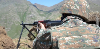 Ժամը 11։00-ի դրությամբ իրադրությունը հայ-ադրբեջանական սահմանին հարաբերականորեն կայուն է․ ՊՆ