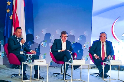 Միջազգային տնտեսական 30-րդ հոբելյանական ֆորումին Հայաստանը ներկայացրել է ՍԱՏՄ ղեկավարը. ՖՈՏՈՌԵՊՈՐՏԱԺ