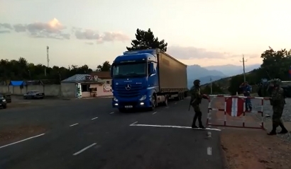 Ցանկանում եմ նախաձեռնել ակցիա Գորիսից-Կապան ճանապարհին. Նարինե Կիրակոսյան